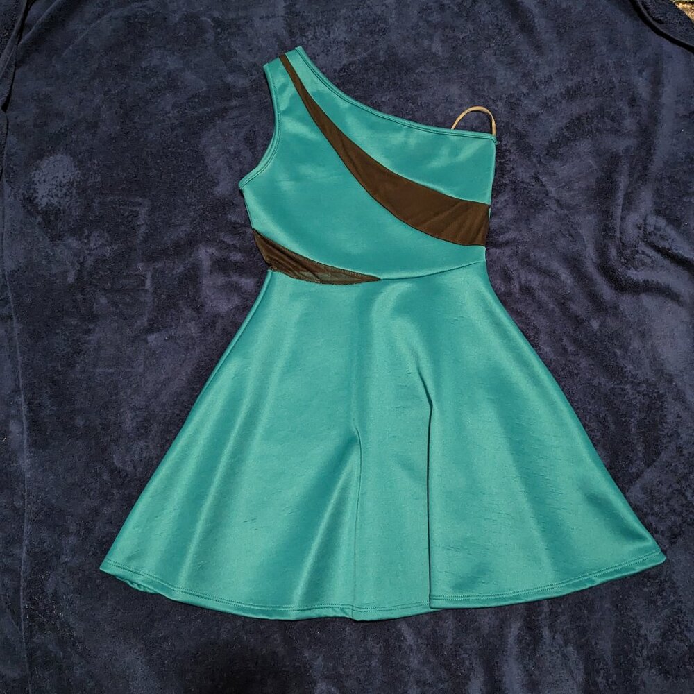 Charlotte Russe one-shoulder mini dress size medium